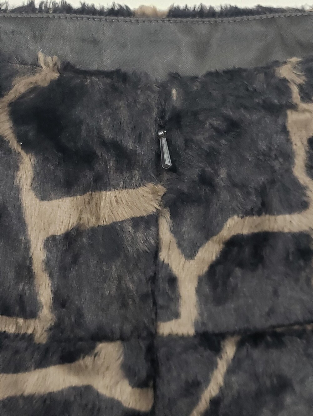 ETCETERA Faux Fur Giraffe Print Pencil Skirt Size 6 - Picture 6 of 11